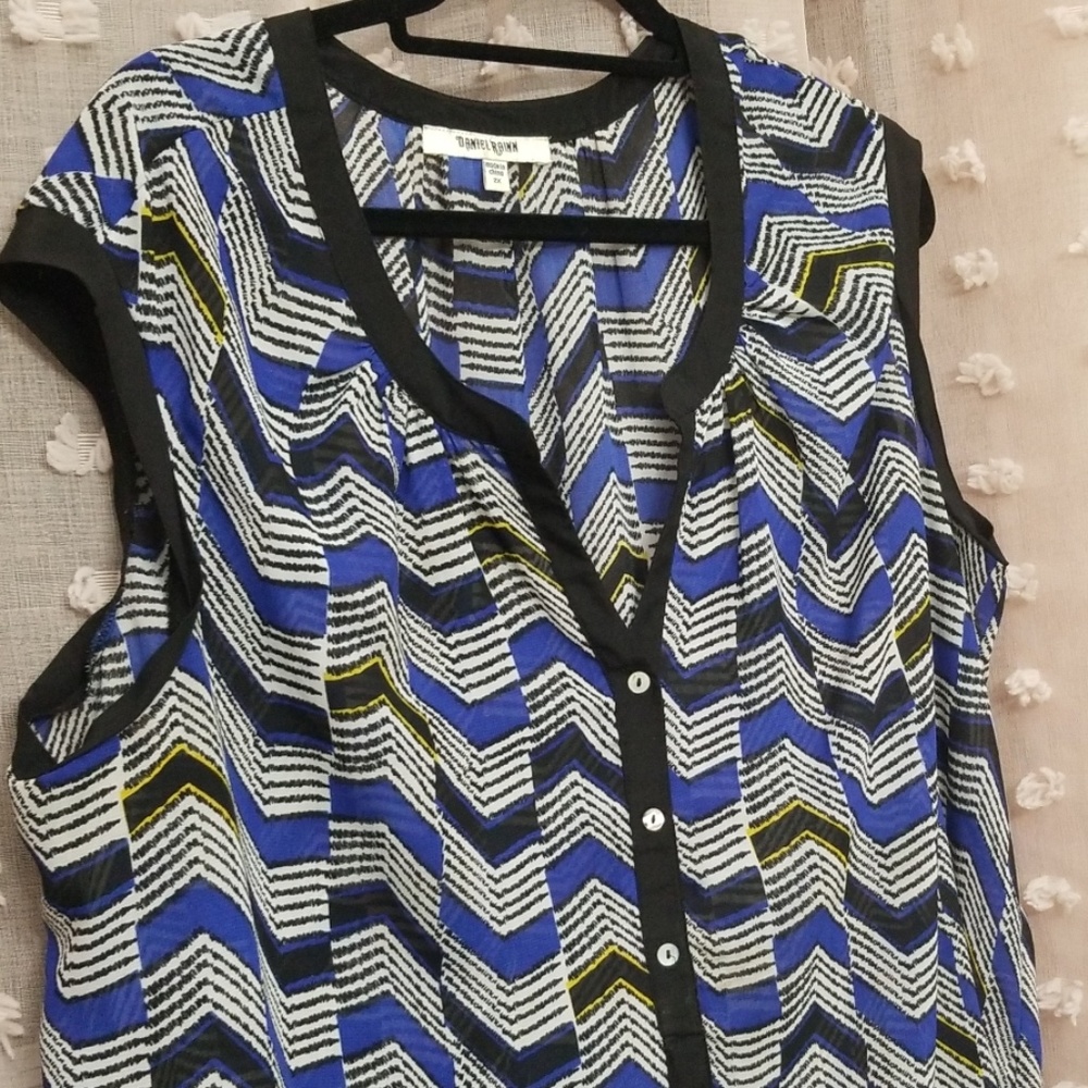 Patterned blouse - Picture 3 of 3